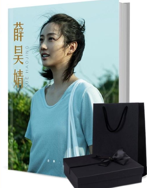 俳優 薛昊婧（シュエ・ハオジン）写真集1冊 A4ポスター4枚 しおり4枚 LOMOカード10枚