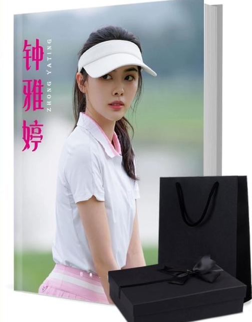 俳優 钟雅婷写真集1冊 A4ポスター4枚 しおり4枚 LOMOカード10枚