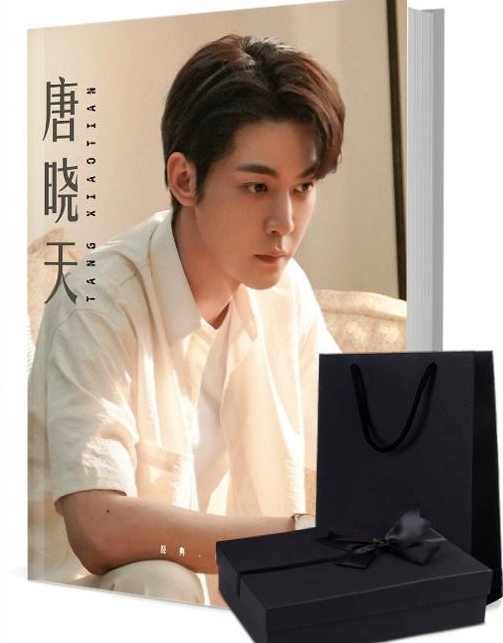 俳優 タン・シャオティエン（唐暁天）写真集1冊 A4ポスター4枚 しおり4枚 LOMOカード10枚