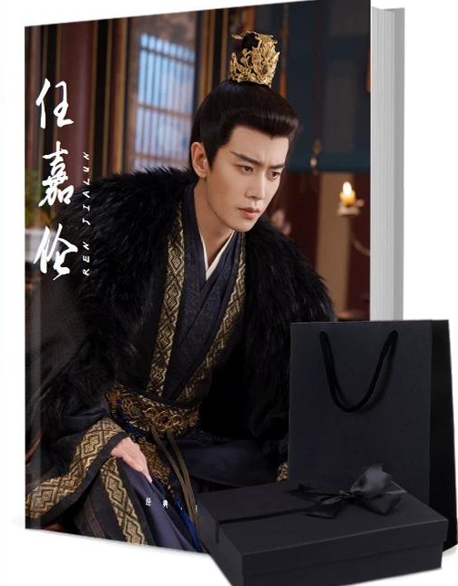 アレン・レン（任嘉倫） 写真集1冊 A4ポスター4枚 しおり4枚 LOMOカード10枚